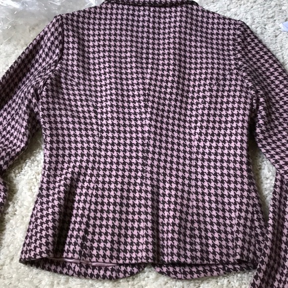 Pink and Brown Houndstooth Blazer - Picture 9 of 11